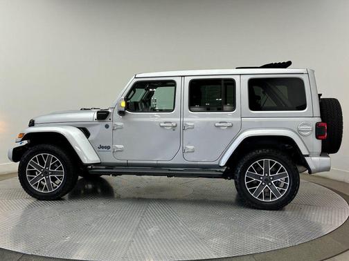 2024 Jeep Wrangler 4xe High Altitude