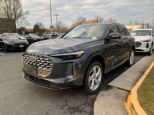 2025 Audi Q5 Premium Plus TFSI quattro S tronic