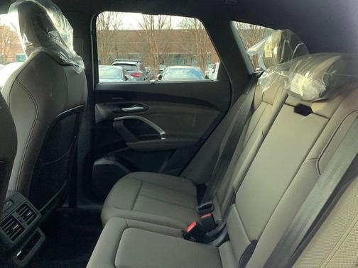 2025 Audi Q5 Premium Plus TFSI quattro S tronic