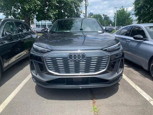 2025 Audi Q6 e-tron Prestige