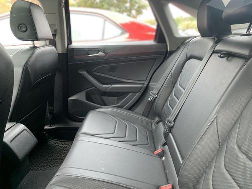 2019 Volkswagen Jetta 1.4T SEL Premium