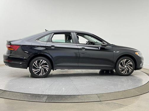 2019 Volkswagen Jetta 1.4T SEL Premium