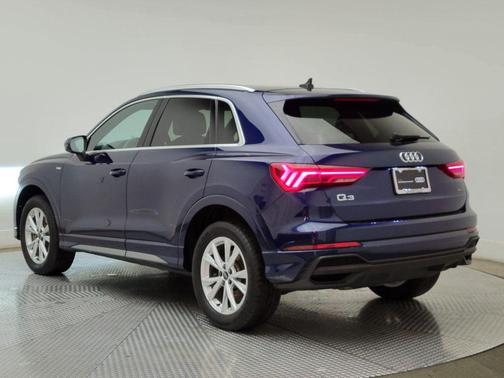 2023 Audi Q3 45 S line Premium Plus