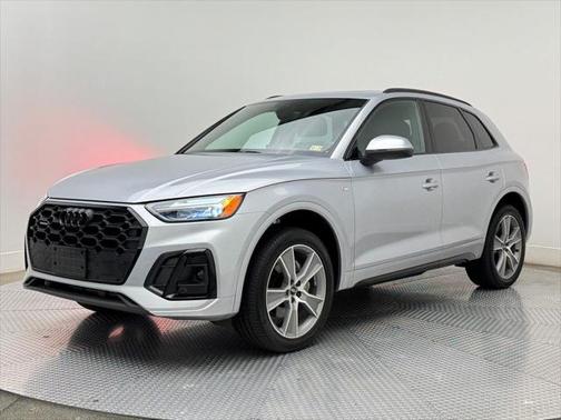 2025 Audi Q5 45 S line Premium