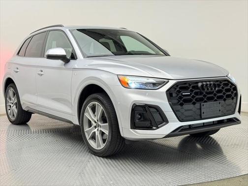 2025 Audi Q5 45 S line Premium