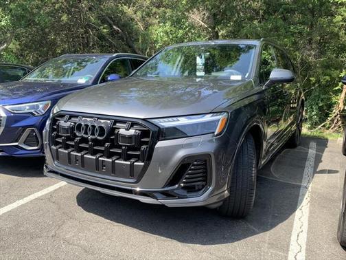 2025 Audi Q7 55 Prestige