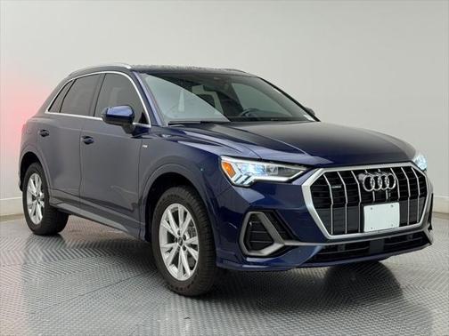 2023 Audi Q3 45 S line Premium Plus
