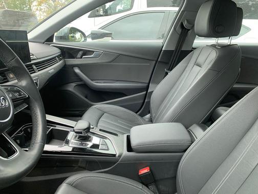 2021 Audi A4 40 Premium