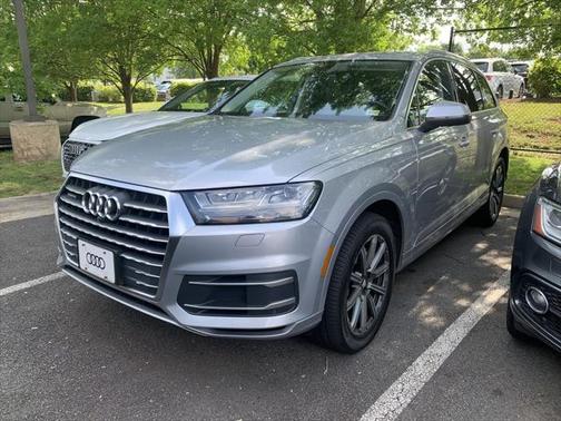 2019 Audi Q7 45 Premium Plus