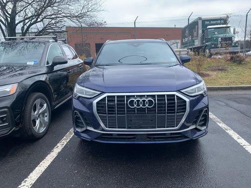 2023 Audi Q3 45 S line Premium Plus
