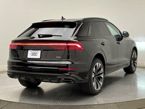 2026 Audi Q8 55 Premium Plus