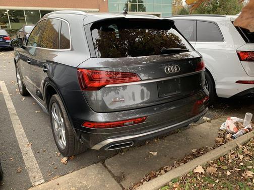 2022 Audi Q5 45 S line Premium Plus