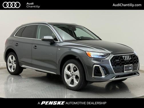 2022 Audi Q5 45 S line Premium Plus