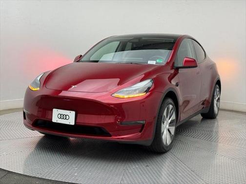 2024 Tesla Model Y Long Range Dual Motor All-Wheel Drive