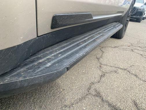 2022 Cadillac Escalade Sport