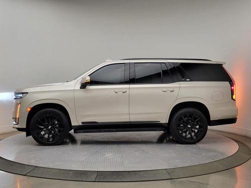 2022 Cadillac Escalade Sport