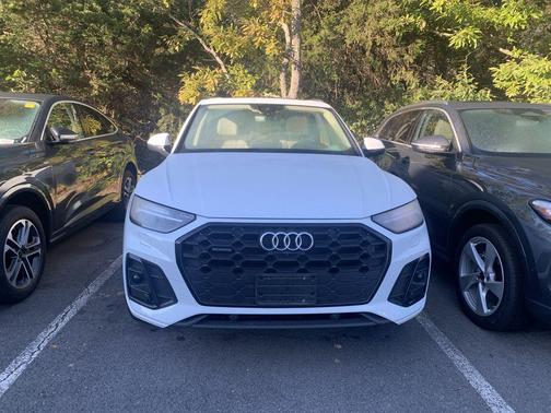 2023 Audi Q5 45 S line Prestige