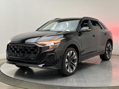 2026 Audi Q8 55 Premium Plus