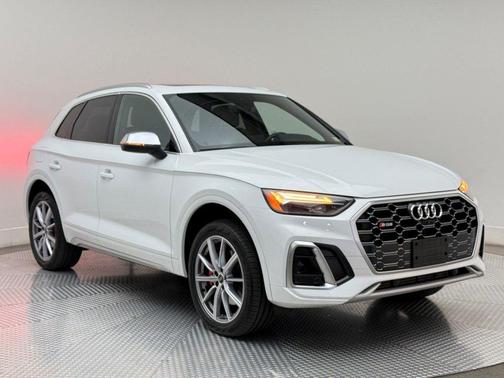 2025 Audi SQ5 3.0T Premium Plus