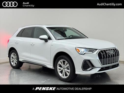 2025 Audi Q3 45 S line Premium Plus