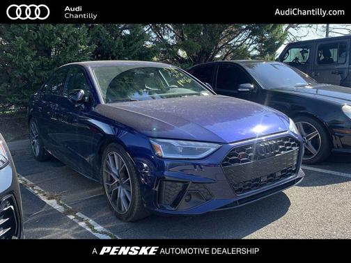 Navarra Blue Metallic 2023 Audi S4 Premium Plus TFSI quattro Tiptronic