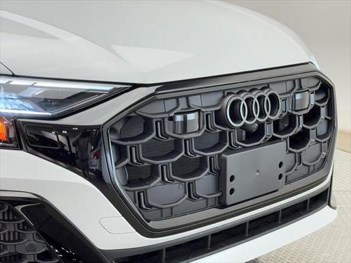 2025 Audi Q8 55 Premium Plus