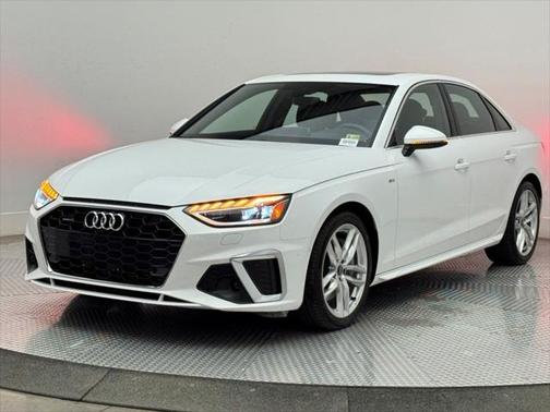 2022 Audi A4 Prestige 45 TFSI S line quattro S tronic