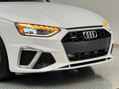 2022 Audi A4 Prestige 45 TFSI S line quattro S tronic