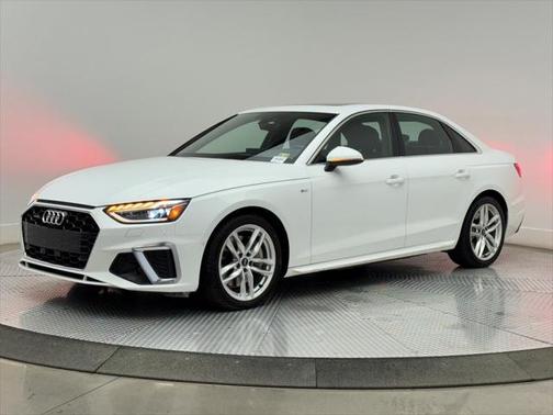 2022 Audi A4 Prestige 45 TFSI S line quattro S tronic