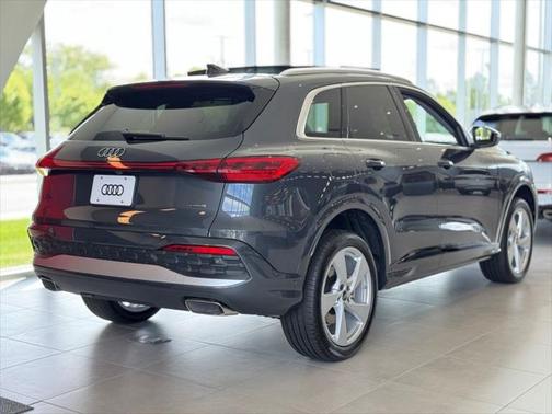 2025 Audi Q5 Premium Plus