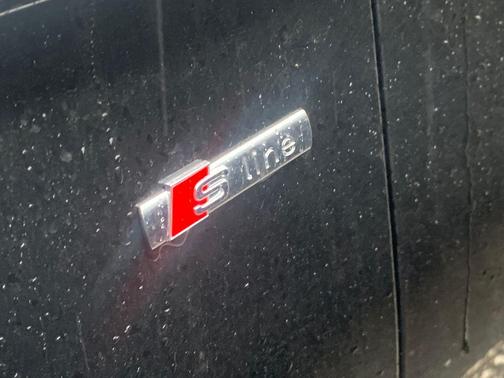 2023 Audi Q5 45 S line Premium