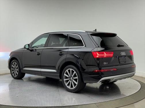2017 Audi Q7 3.0T Premium