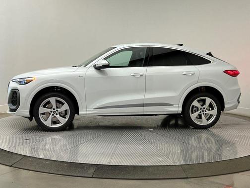 2025 Audi Q5 Premium Plus TFSI quattro S tronic