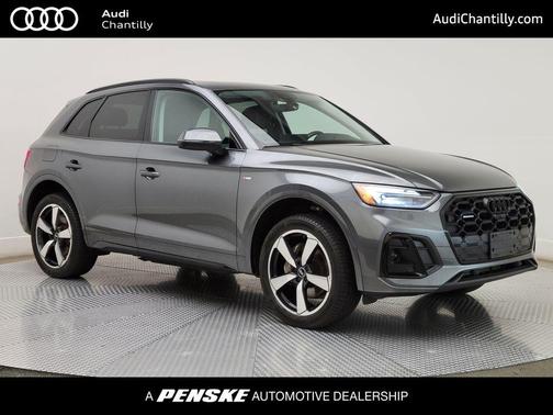 Daytona Gray Pearl 2022 Audi Q5 45 S line Premium Plus