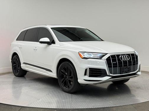 2021 Audi Q7 55 Premium Plus