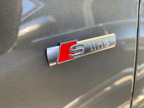 Chronos Gray Metallic 2024 Audi Q5 45 S line Premium Plus