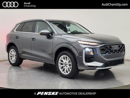 Daytona Gray Pearl Effect 2026 Audi Q3 TFSI quattro S tronic