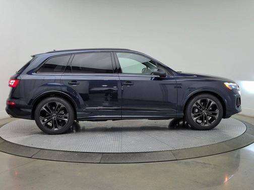 2026 Audi Q7 55 Premium Plus