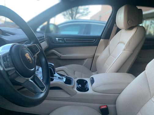 2023 Porsche Cayenne Cayenne