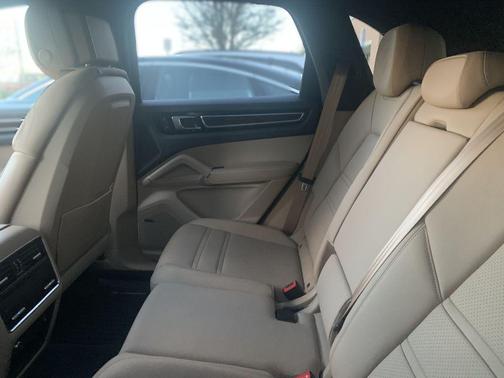2023 Porsche Cayenne Cayenne