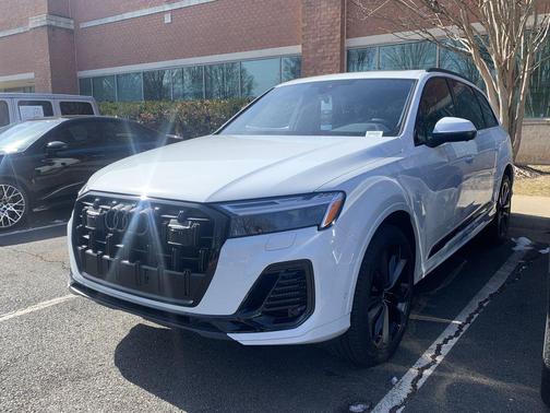 2026 Audi Q7 55 Premium Plus