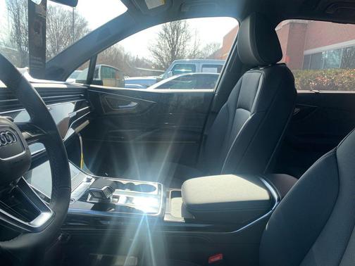 2026 Audi Q7 55 Premium Plus