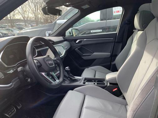 2023 Audi Q3 45 S line Premium Plus