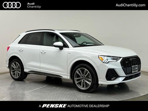 2023 Audi Q3 45 S line Premium Plus