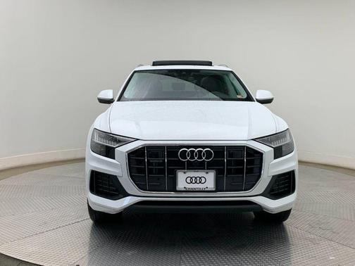 2023 Audi Q8 55 Premium Plus