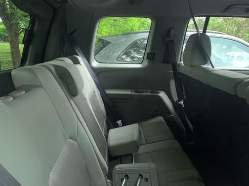 Alabaster Silver Metallic 2015 Honda Pilot SE