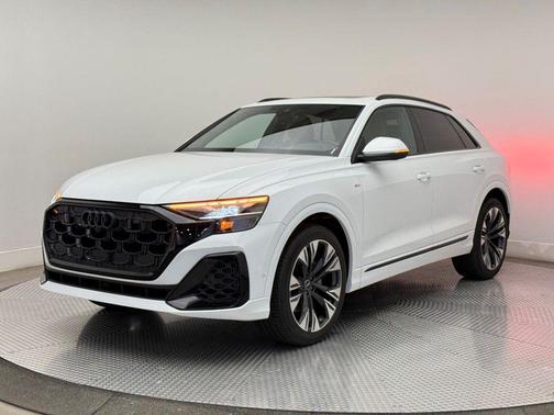 2026 Audi Q8 55 Premium Plus