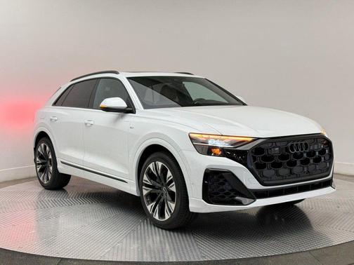 2026 Audi Q8 55 Premium Plus