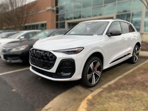 2025 Audi SQ5 3.0T Premium Plus