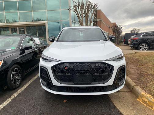 2025 Audi SQ5 3.0T Premium Plus